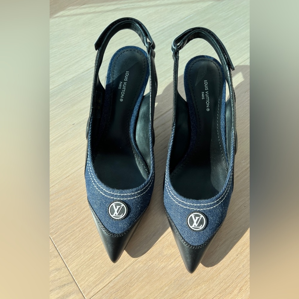 Brand New Louis Vuitton Denim Archlight Pumps